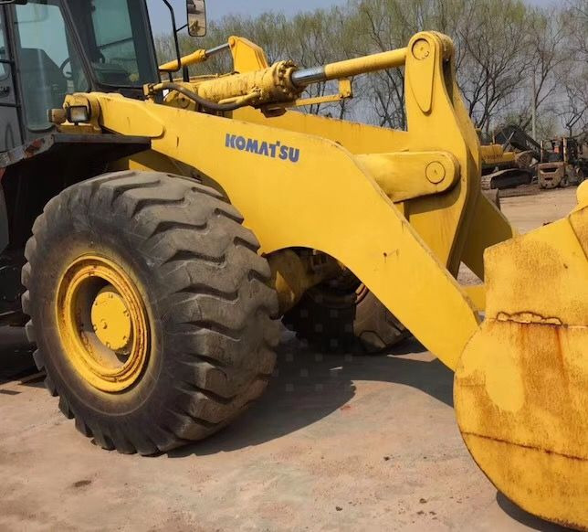 Колесен товарач Komatsu WA470-3: снимка 6