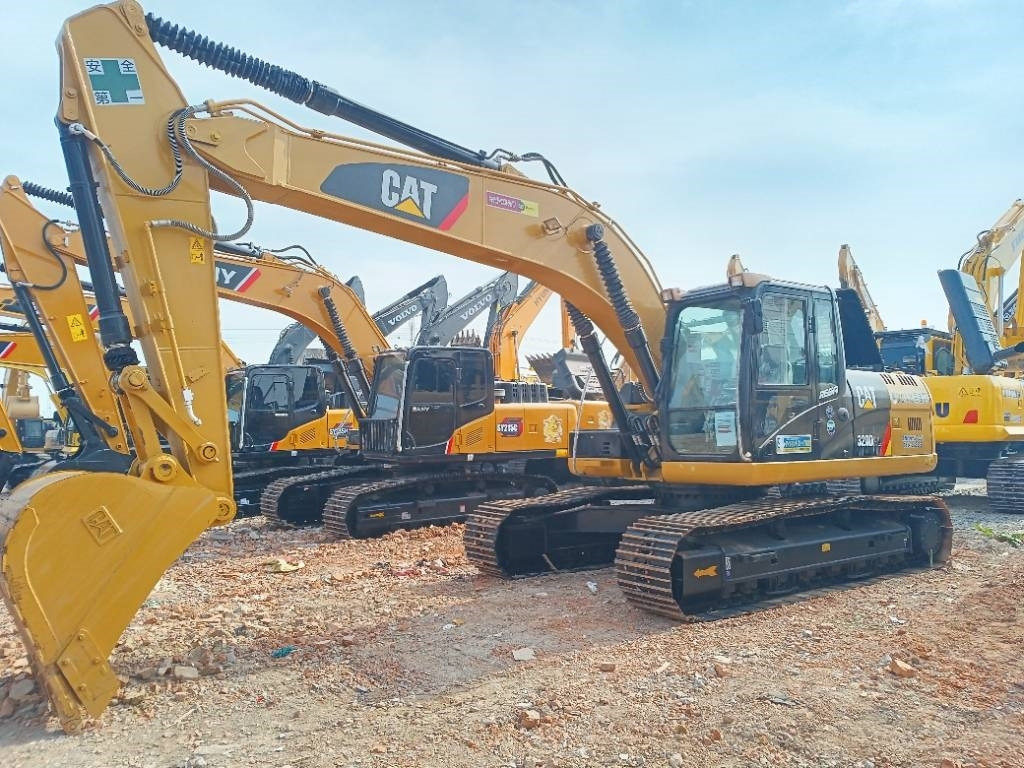 Верижен багер CAT 320 D: снимка 8