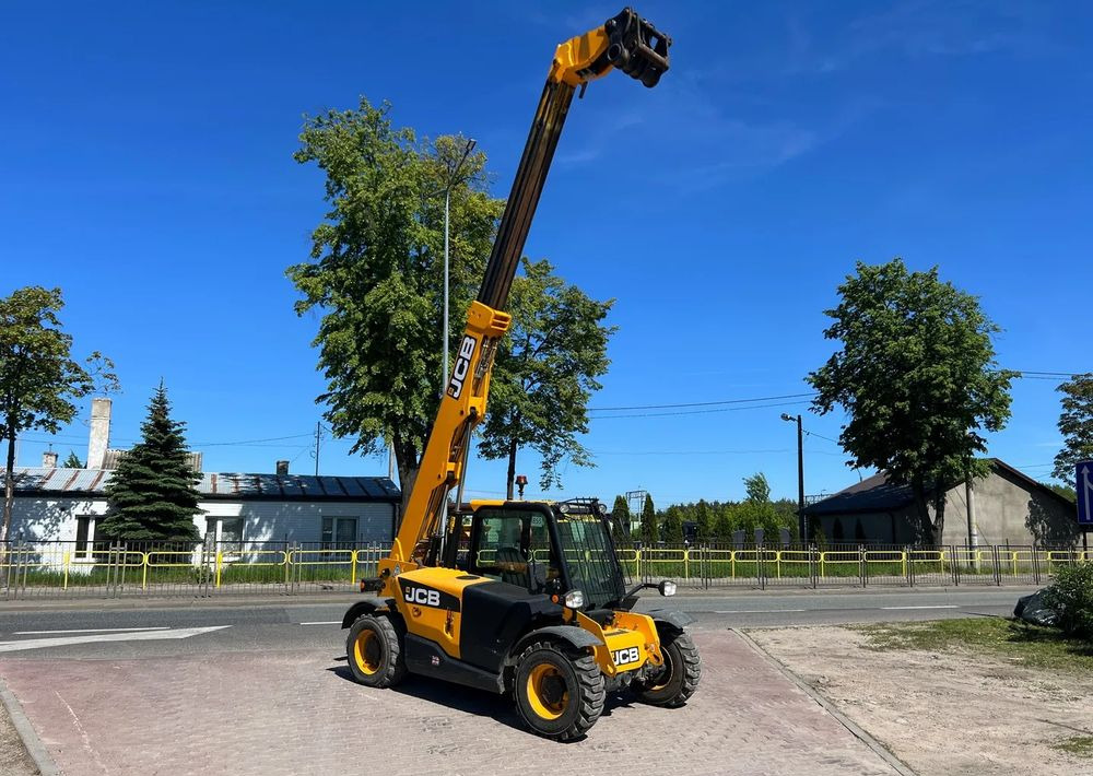 Телескопичен товарач JCB 525-60 Hi-Viz: снимка 13