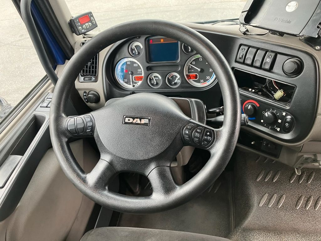 Рефрижератор камион DAF FA LF45 Kühlkoffer/CARRIER/Xarios600/LBW/AC/EU5: снимка 9