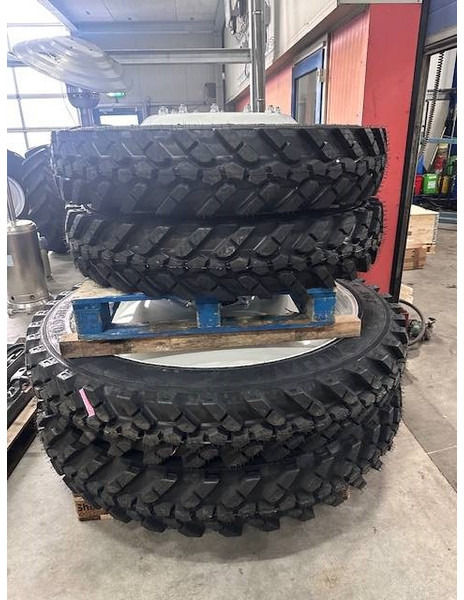 Нови Гума за Селскостопанска техника Alliance 270/95R54 + 270/95 R38 VF banden 2.25m en 1.50m: снимка 18