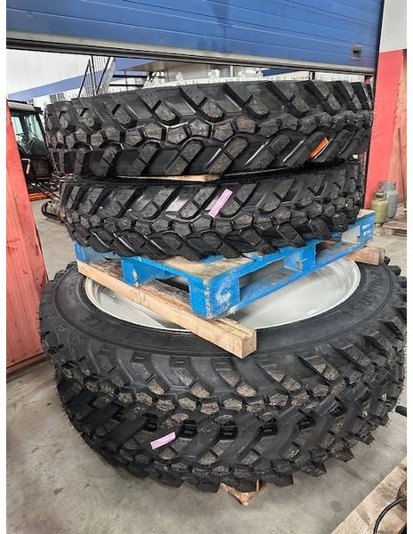 Нови Гума за Селскостопанска техника Alliance 270/95R54 + 270/95 R38 VF banden 2.25m en 1.50m: снимка 12