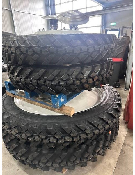 Нови Гума за Селскостопанска техника Alliance 270/95R54 + 270/95 R38 VF banden 2.25m en 1.50m: снимка 11