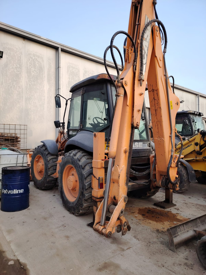 Лизинг на  CASE 695SR2-4PS Backhoe loader CASE 695SR2-4PS Backhoe loader: снимка 8