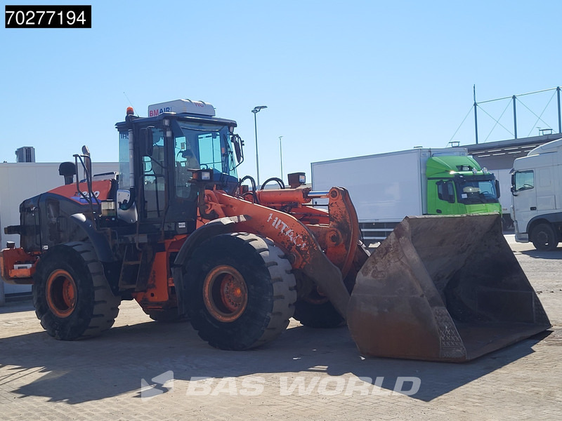 Колесен товарач Hitachi ZW250 -6: снимка 9