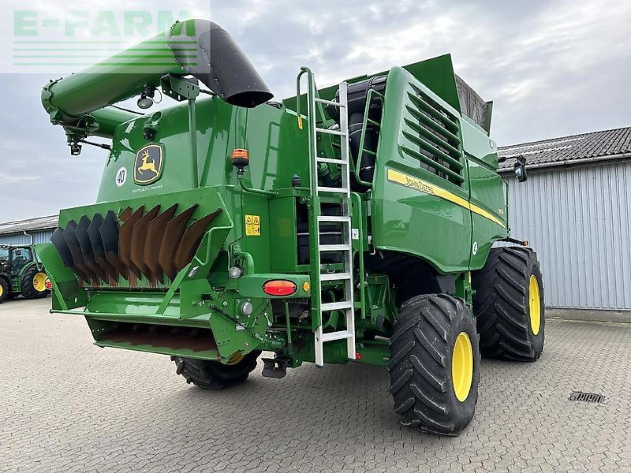 Зърнокомбайн John Deere t670i: снимка 13