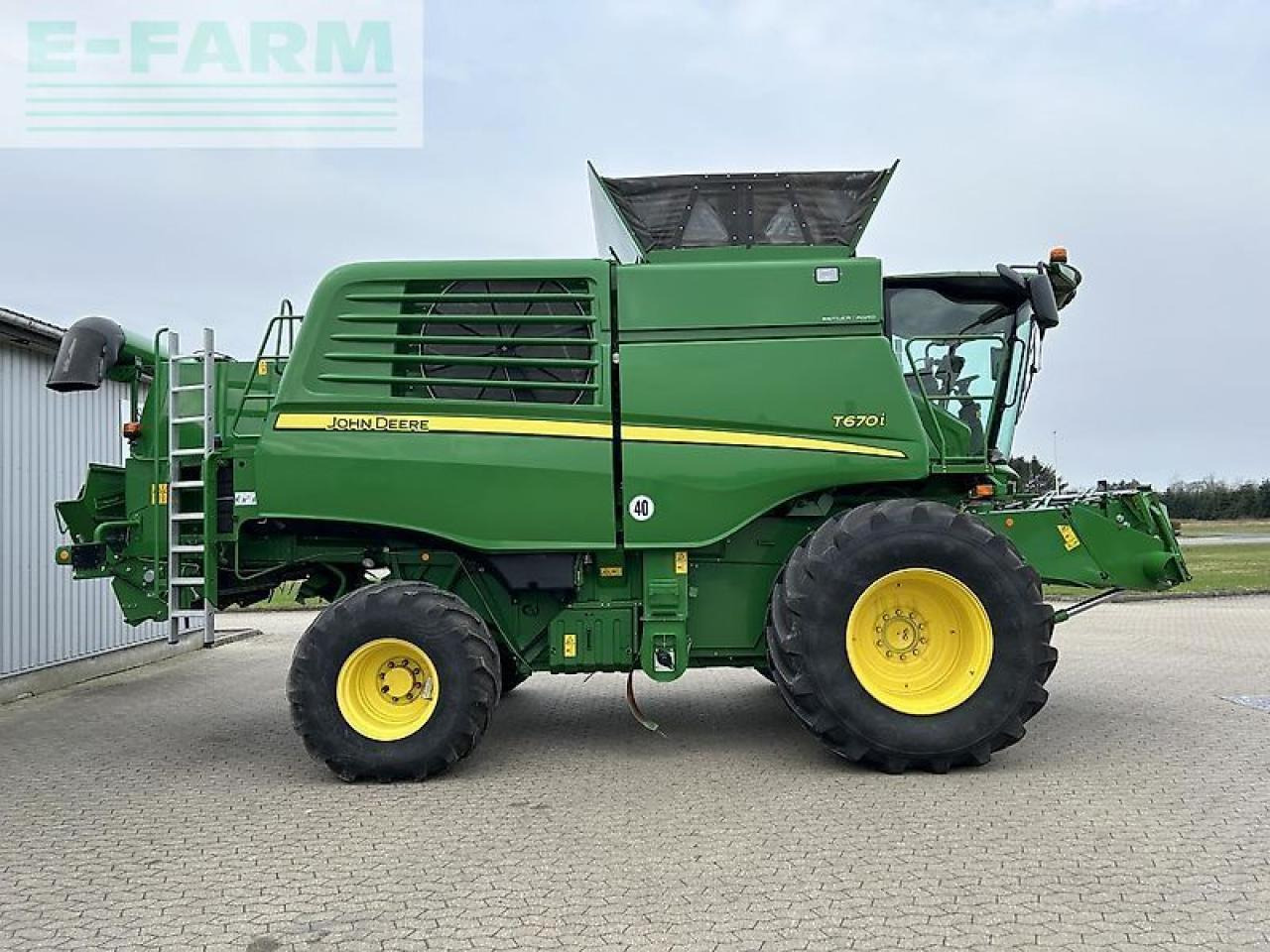 Зърнокомбайн John Deere t670i: снимка 9