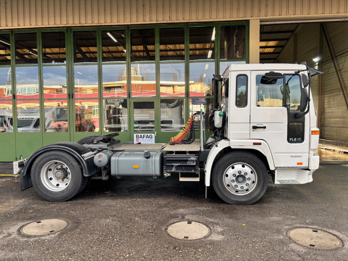 Влекач VOLVO FL6H615: снимка 9